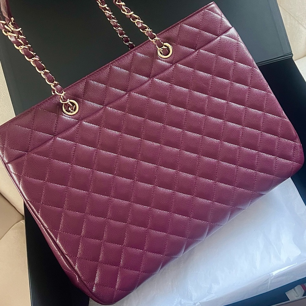 NEW🔥Chanel Classic CC Burgundy/ Dark Wine Color Caviar Large Tote Bag - Picture 5 of 15